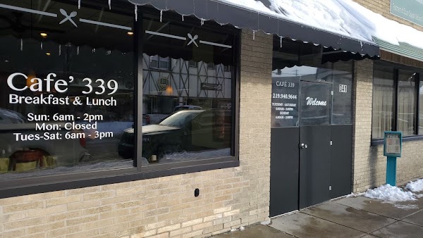Cafe 339 interior